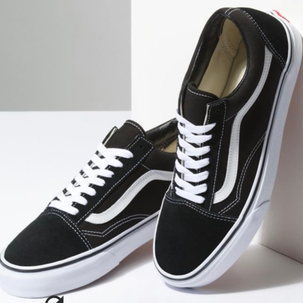 NEW in box old skool vans